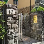 Frullhouse - Sweet Dreams In Florence